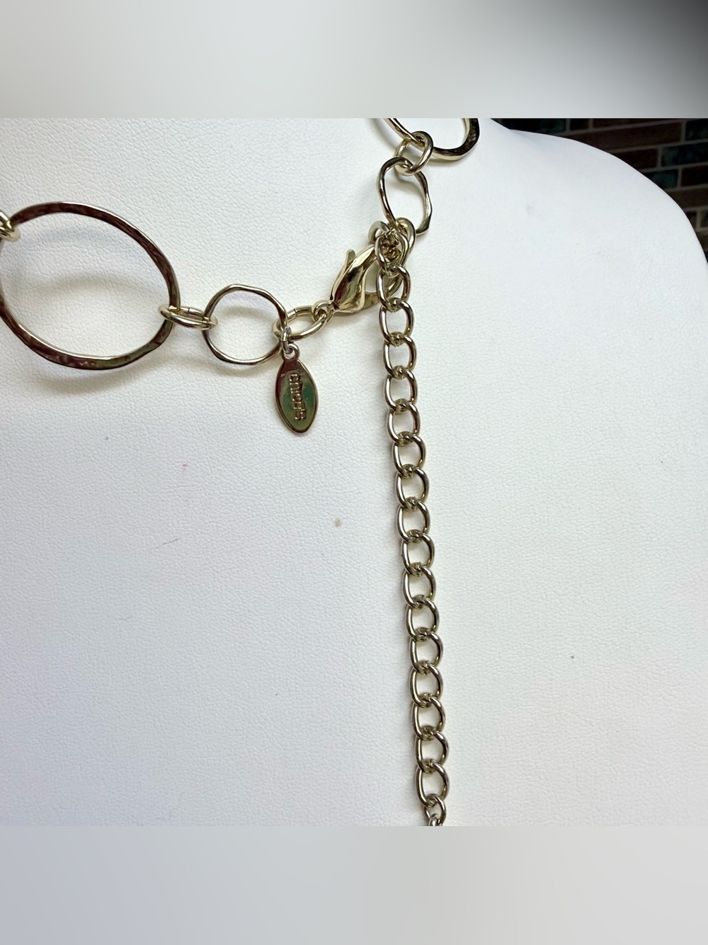 Chico’s geometric hammered ring necklace - Picture 3 of 3
